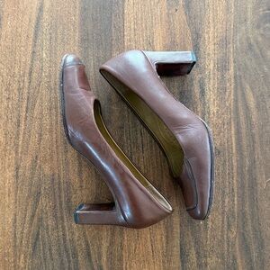 Enny Vintage Brown Italian Leather Pumps